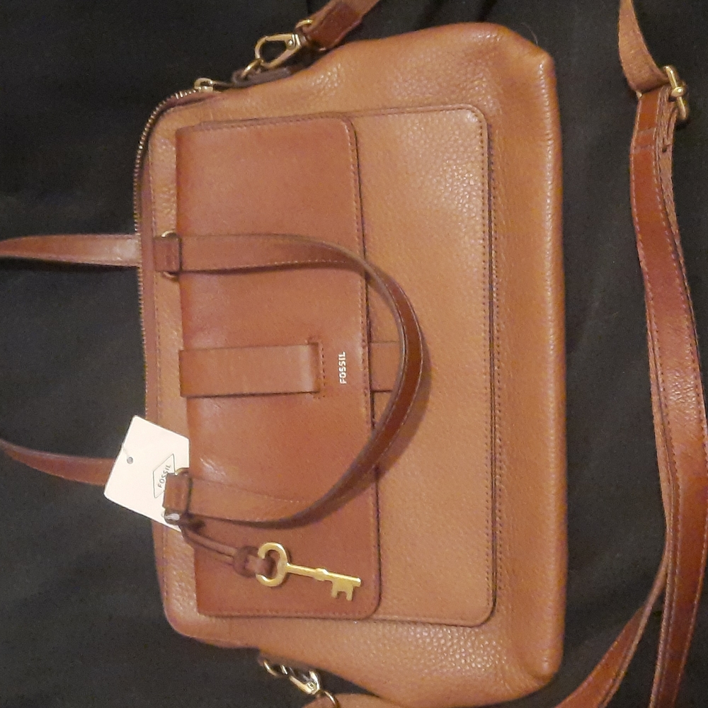 Fossil purse